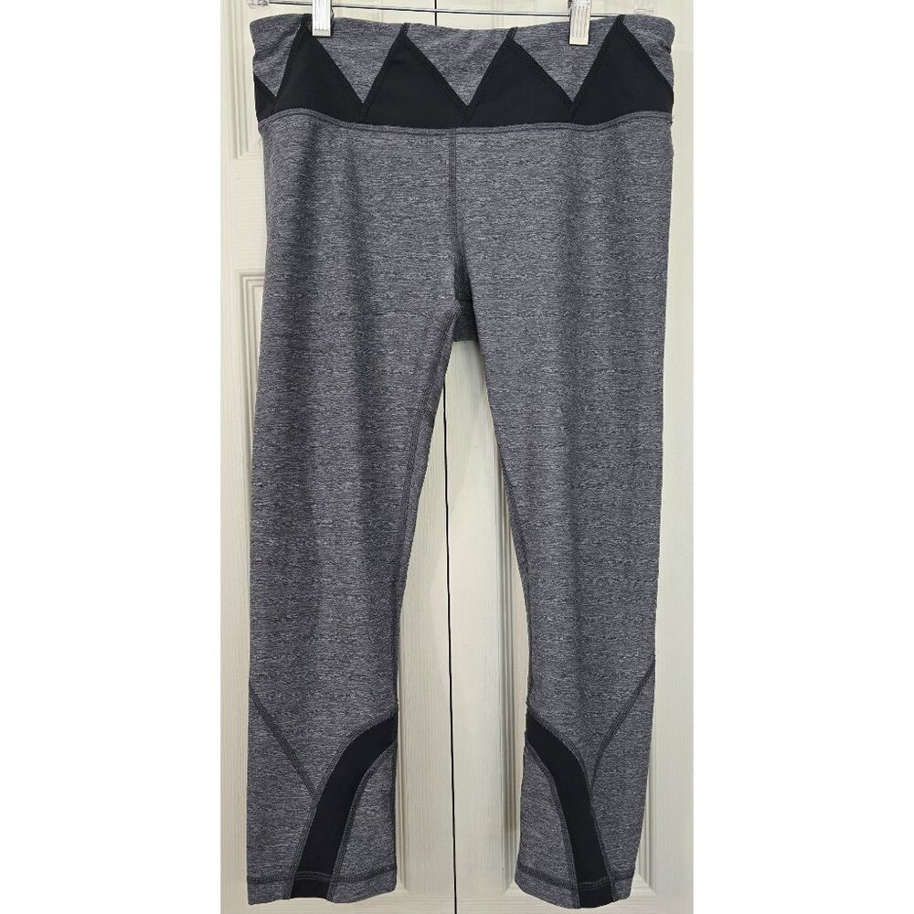 Women's Lululemon Run Inspire Crop Leggings Black and Gray size 8 Activewear